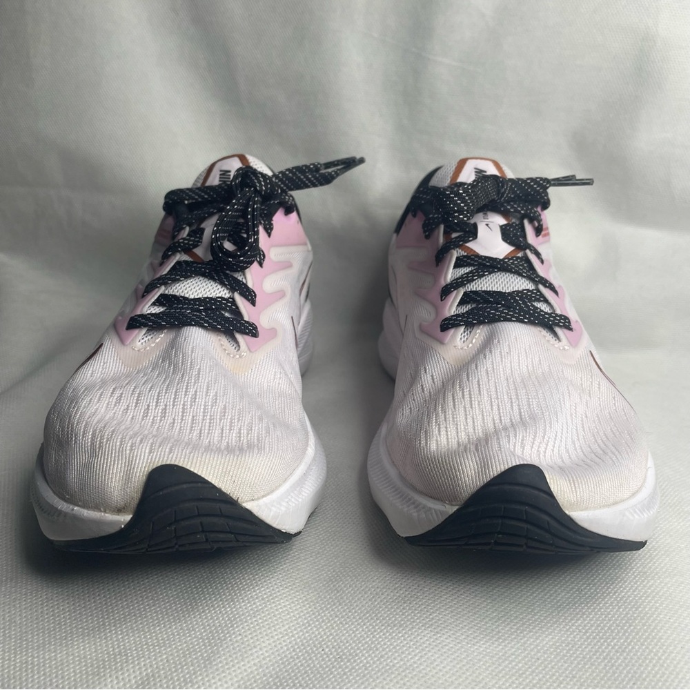 Nike Zoom Winflo 7 Running Shoes Womens Size US 8 EUR 39 Light Violet CJ0302-501 - Picture 3 of 14